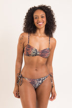 Załaduj obraz do przeglądarki galerii, Model Front: Rio De Sol Haut Top Cobra Twist