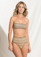 Załaduj obraz do przeglądarki galerii, Image 06: Maaji Haut Top Irene Suzy Q Aloha