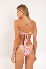 Załaduj obraz do przeglądarki galerii, Model Back: Rio De Sol Bas Bottom Ditsy-Sky Baobi