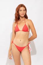 Załaduj obraz do przeglądarki galerii, Model Front: Rio De Sol Haut Top Cali-Flamingo Tri-Inv