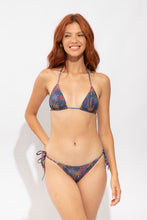 Załaduj obraz do przeglądarki galerii, Model Front: Rio De Sol Bas Bottom Coqueiro Cheeky-Micro