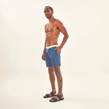 Załaduj obraz do przeglądarki galerii, Image 02: Uv Line Bermuda / Short Pour Homme Shorts Boxer Aco Off White Upf50+