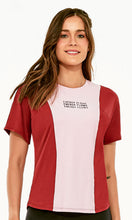 Załaduj obraz do przeglądarki galerii, Model Front: Alto Giro Fitness Haut T-Shirt Skin Fit Energy Flows Rosa