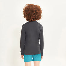 Załaduj obraz do przeglądarki galerii, Model Back: Uv Line T-Shirt Longsleeve Uvpro Kids Preto Upf50+