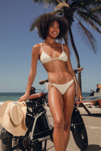 Załaduj obraz do przeglądarki galerii, Image 11: Rio De Sol Ensemble Set Brisa-Offwhite Lia Lacinho