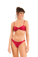 Załaduj obraz do przeglądarki galerii, Model Front: Rio De Sol Haut Top Shimmer-Divino Bandeau-Joy