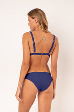 Załaduj obraz do przeglądarki galerii, Model Back: Rio De Sol Bas Bottom Touch-Marinho Essential-Comfy
