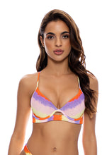 Załaduj obraz do przeglądarki galerii, Model Front: Luli Fama Haut Top Underwire Miami Sunsets