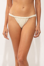 Załaduj obraz do przeglądarki galerii, Gallery: Rio De Sol Bas Bottom Brisa-Offwhite Eden