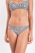 Załaduj obraz do przeglądarki galerii, Image 09: Rio De Sol Bas Bottom Collage Essential-Comfy