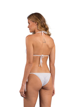 Załaduj obraz do przeglądarki galerii, Model Back: Rio De Sol Bas Bottom Bora-White Lacinho