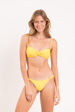 Załaduj obraz do przeglądarki galerii, Image 12: Rio De Sol Ensemble Set Amarelo Bandeau-Crispy Cheeky-Crispy