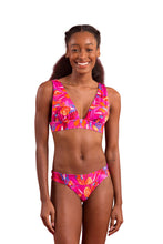 Załaduj obraz do przeglądarki galerii, Model Front: Rio De Sol Haut Top Flavors Halter-Marina