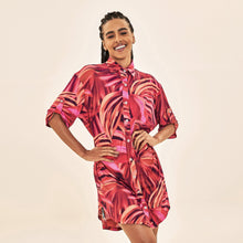 Załaduj obraz do przeglądarki galerii, Model Front: Uv Line Chemise Shirtdress Copacabana Upf50+