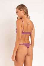 Załaduj obraz do przeglądarki galerii, Model Back: Rio De Sol Ensemble Set Garoupa Mila Mia
