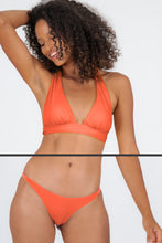 Załaduj obraz do przeglądarki galerii, Gallery: Rio De Sol Ensemble Set Light-Peach Halter-Cos Leblon-Fio
