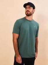 Załaduj obraz do przeglądarki galerii, Image 03: Uv Line T-Shirt Pour Homme T-Shirt New Fit Textura Masc Verde Jade Upf50+