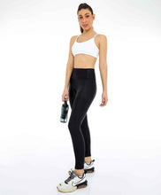 Załaduj obraz do przeglądarki galerii, Image 04: Alto Giro Fitness Bas Legging Couro Com Recorte Rebatidos Preto