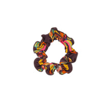 Załaduj obraz do przeglądarki galerii, Product Front: Rio De Sol Chouchou Fiore Scrunchie