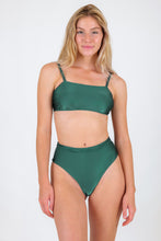 Załaduj obraz do przeglądarki galerii, Model Front: Rio De Sol Ensemble Set Palace Bandeau-Reto Hotpants
