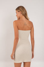 Załaduj obraz do przeglądarki galerii, Model Back: Rio De Sol Mini Dress Brisa-Offwhite Sara Dress