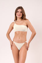 Załaduj obraz do przeglądarki galerii, Model Front: Rio De Sol Bas Bottom Malibu-Natural Bia