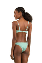 Załaduj obraz do przeglądarki galerii, Model Back: Rio De Sol Haut Top Malibu-Menta Bandeau-Duo
