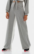 Załaduj obraz do przeglądarki galerii, Model Front: Alto Giro Fitness Bas Calca Bicolore Pantalona Cinza