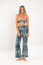 Załaduj obraz do przeglądarki galerii, Model Front: Rio De Sol Pantalon De Plage Azule Murana Pants