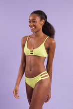 Załaduj obraz do przeglądarki galerii, Image 12: Rio De Sol Haut Top Bora-Citrus Bra-Trio