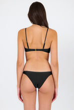 Załaduj obraz do przeglądarki galerii, Model Back: Rio De Sol Haut Top Shimmer-Black Bandeau-No