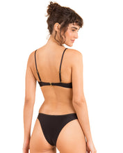 Załaduj obraz do przeglądarki galerii, Image 07: Rio De Sol Ensemble Set Shimmer-Black Bandeau-Joy Essential