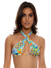 Załaduj obraz do przeglądarki galerii, Model Front: Luli Fama Haut Top Cross Diamond Amalfi