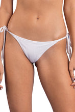 Załaduj obraz do przeglądarki galerii, Gallery: Rio De Sol Bas Bottom Bora-White Lacinho