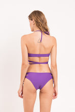 Załaduj obraz do przeglądarki galerii, Model Back: Rio De Sol Haut Top Amuleto Kate
