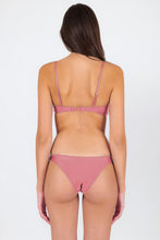 Załaduj obraz do przeglądarki galerii, Model Back: Rio De Sol Ensemble Set Shimmer-Confetti Bandeau-Knot Essential