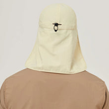 Załaduj obraz do przeglądarki galerii, Model Back: Uv Line Chapeau Legionnaire Neck Cap Africa 2021 Masc Sand Upf50+