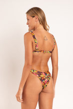 Załaduj obraz do przeglądarki galerii, Model Back: Rio De Sol Haut Top Fiore Hera