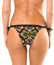Załaduj obraz do przeglądarki galerii, Model Back: Rio De Sol Bas Calcinha Newfolk Cropped Lacinho