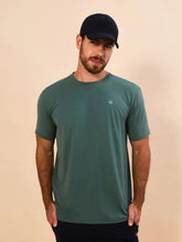 Załaduj obraz do przeglądarki galerii, Gallery: Uv Line T-Shirt Pour Homme T-Shirt New Fit Textura Masc Verde Jade Upf50+