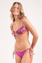 Załaduj obraz do przeglądarki galerii, Image 09: Rio De Sol Ensemble Set Funny Balconet-Tie Ibiza-Comfy