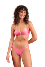 Załaduj obraz do przeglądarki galerii, Model Front: Rio De Sol Haut Top Shimmer-Confetti Bandeau-Joy