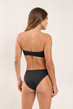 Załaduj obraz do przeglądarki galerii, Model Back: Wednesday In Hawaii By Rio De Sol Haut Top Lava Lani