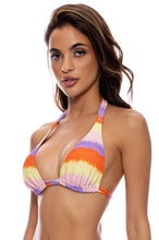 Załaduj obraz do przeglądarki galerii, Image 02: Luli Fama Haut Top Full Miami Sunsets