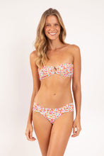 Załaduj obraz do przeglądarki galerii, Model Front: Rio De Sol Haut Top Ditsy-Sky Mavi