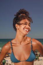 Załaduj obraz do przeglądarki galerii, Image 06: Rio De Sol Chouchou Luma Scrunchie