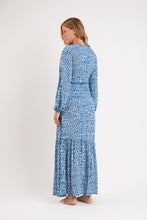 Załaduj obraz do przeglądarki galerii, Model Back: Rio De Sol Vêtement De Plage Chuva Long Dress Verona