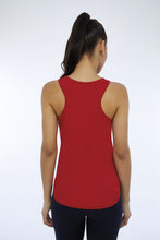 Załaduj obraz do przeglądarki galerii, Model Back: Alto Giro Fitness Haut Regata Skin Fit Inspiracional Vermelho Haute Red
