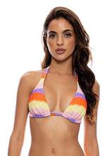 Załaduj obraz do przeglądarki galerii, Model Front: Luli Fama Haut Top Full Miami Sunsets