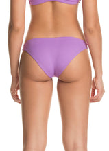 Załaduj obraz do przeglądarki galerii, Image 02: Maaji Bas Bottom Lilac Blossom